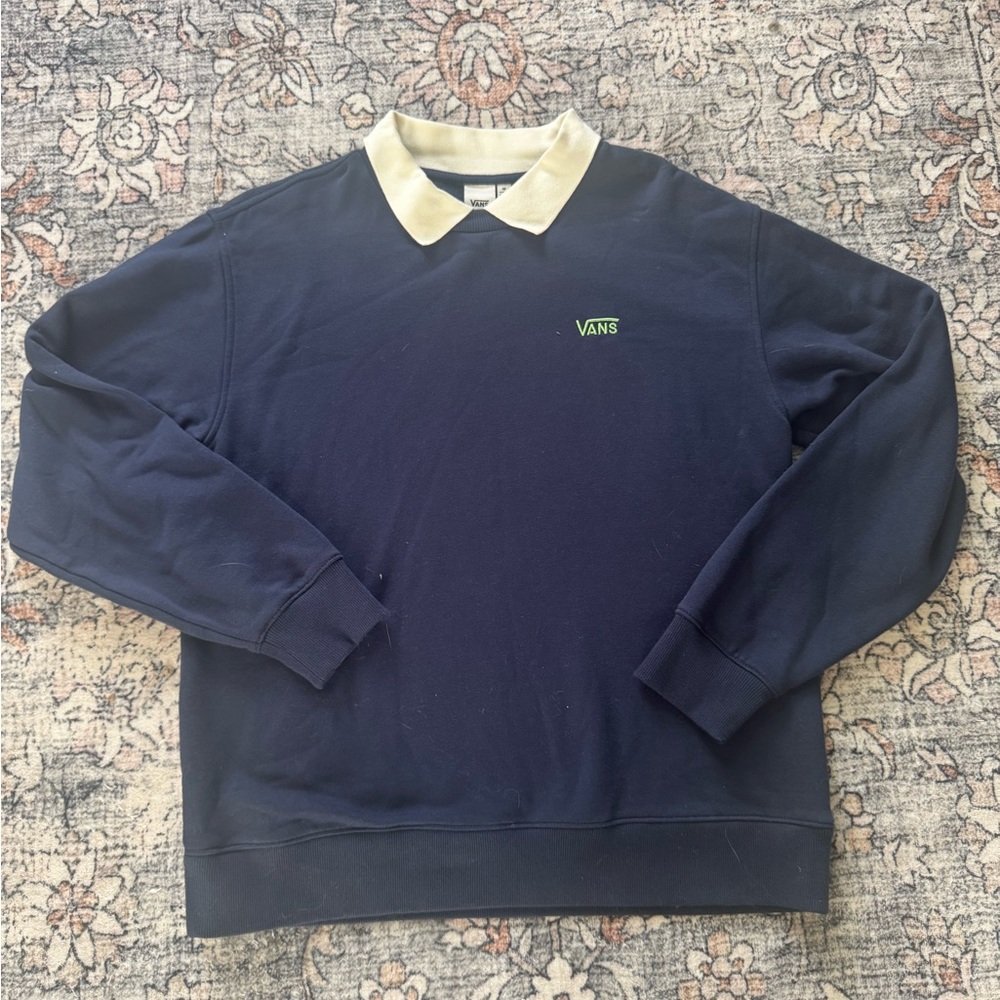 Vans Woman’s Navy Sweater with Cream Collar